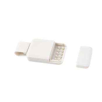 Plastic card holder clip - retractable
